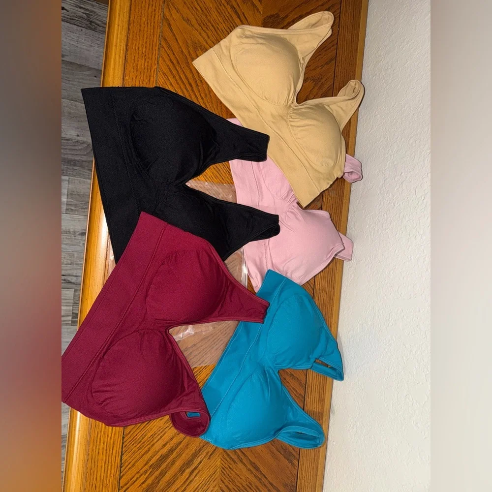 New!!! Assorted Wireless Bras in Black, Burgundy, Teal, Blush & Tan - Picture 2 of 3